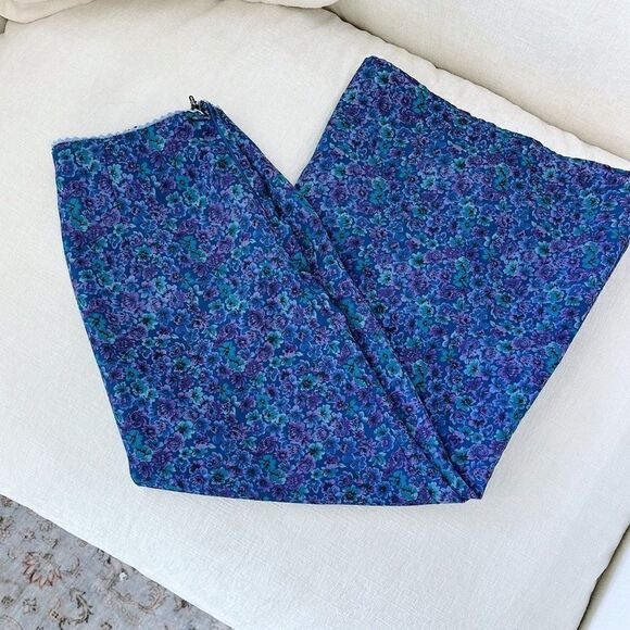 Vintage Dresses & Skirts - ✨3/$10✨ Vintage Floral Blue and Purple Maxi Skirt